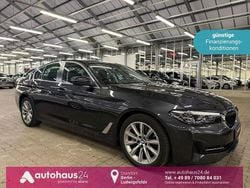 Grau Gebraucht 2020 BMW 530 Performance Limousine | 30.990 € (Superpreis)
