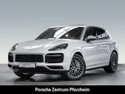 Carraraweißmetallic Gebraucht 2018 Porsche Cayenne S SUV | 54.880 € (Teuer)