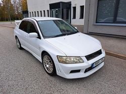 Weiß Gebraucht 2002 Mitsubishi Lancer Limousine | 11.990 €