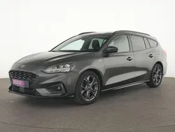 Magnetic grau Gebraucht 2020 Ford Focus ST-Line Kombi | 16.324 € (Fairer Preis)