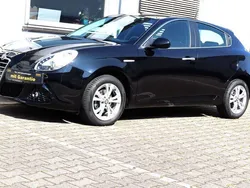 Colore esterno (alfa schwarz) Gebraucht 2011 Alfa Romeo Giulietta Premium Kleinwagen | 7.290 € (Fairer Preis)