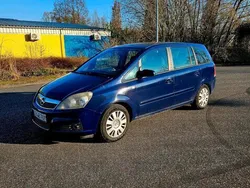 Blau Gebraucht 2007 Opel Zafira Van / Kleinbus | 3.000 €