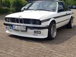 Weiß Gebraucht 1985 BMW 323 Cabriolet Sport Line Cabrio | 9.900 €