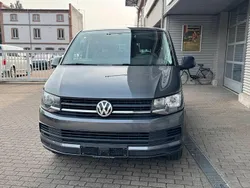 Grau Gebraucht 2017 VW T6 Van | 15.350 € (Fairer Preis)