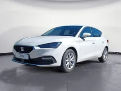 Weiß Gebraucht 2022 Seat Leon Style Limousine | 19.460 € (Fairer Preis)