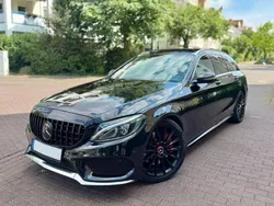 Schwarz Gebraucht 2016 Mercedes C250 AMG Kombi | 16.699 € (Fairer Preis)