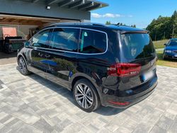 Schwarz Gebraucht 2017 Seat Alhambra FR-Line Van / Kleinbus | 24.500 € (Fairer Preis)