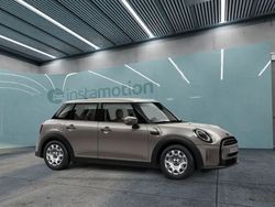 Grau Gebraucht 2022 Mini Cooper Kleinwagen | 24.480 € (Etwas zu teuer)
