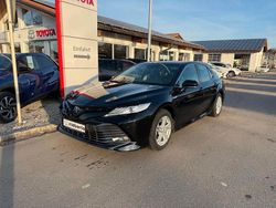 Schwarz Gebraucht 2020 Toyota Camry Luxury Limousine | 31.750 €