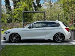 Weiß Gebraucht 2013 BMW M135 M Performance Kleinwagen | 22.999 € (Fairer Preis)