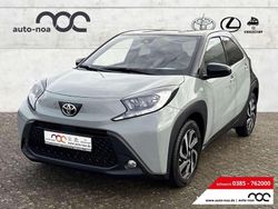 Urban khaki (6x3)/ black mica Gebraucht 2025 Toyota Aygo X Team SUV | 15.900 € (Guter Preis)
