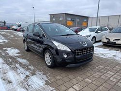 Schwarz Gebraucht 2011 Peugeot 3008 Active Van / Kleinbus | 3.990 € (Fairer Preis)
