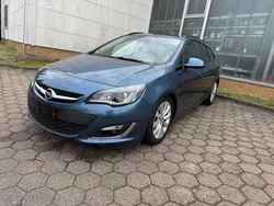 Blau Gebraucht 2013 Opel Astra Active Kombi | 5.290 € (Fairer Preis)