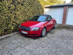 Rot Gebraucht 2002 Audi TT Roadster Basis Cabrio | 3.500 € (Superpreis)