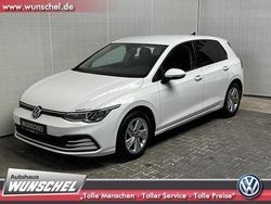 Weiß Gebraucht 2020 VW Golf VIII Life Limousine | 22.750 € (Fairer Preis)