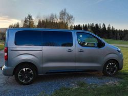 Grau Gebraucht 2020 Opel Zafira Life Innovation Van | 33.333 € (Guter Preis)