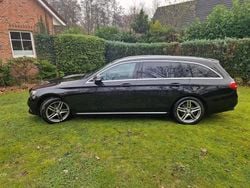Schwarz Gebraucht 2017 Mercedes E220 Avantgarde Kombi | 19.000 € (Guter Preis)