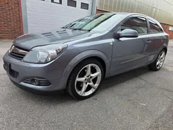 Grau Gebraucht 2007 Opel Astra GTC Kleinwagen | 2.900 €