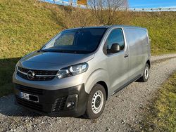 Grau Gebraucht 2020 Opel Vivaro Van / Kleinbus | 16.999 € (Guter Preis)