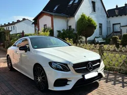Weiß Gebraucht 2018 Mercedes E300 AMG line Coupé | 37.500 € (Fairer Preis)