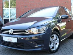Grau Gebraucht 2014 VW Golf Sportsvan Comfortline Van / Kleinbus | 13.990 € (Fairer Preis)