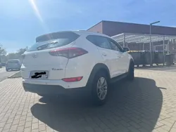 Weiß Gebraucht 2016 Hyundai Tucson Classic SUV | 13.200 € (Guter Preis)