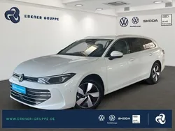 Oryxweiß perlmutteffekt Gebraucht 2024 VW Passat Business Kombi | 33.790 € (Fairer Preis)