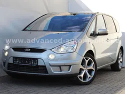 Silber Gebraucht 2010 Ford S-MAX Titanium Van / Kleinbus | 7.989 € (Fairer Preis)