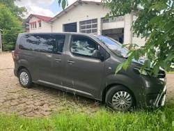 Grau Gebraucht 2016 Toyota Proace Van | 20.500 €
