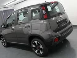 Grau Gebraucht 2023 Fiat Panda Cross Cross Kleinwagen | 13.979 € (Fairer Preis)