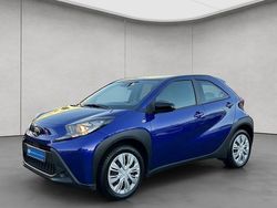 Blau Gebraucht 2023 Toyota Aygo X Play SUV | 15.970 € (Fairer Preis)
