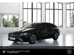 Schwarz Neu 2025 Mercedes CLA200 Shooting Brake Night Kombi | 42.760 € (Superpreis)