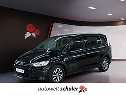 Deep black perleffekt Gebraucht 2022 VW Touran Active Van / Kleinbus | 26.880 € (Etwas zu teuer)