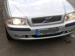 Silber Gebraucht 2000 Volvo S40 Limousine | 3.500 €