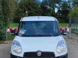 Colore esterno (weiß) Gebraucht 2013 Fiat Doblò Basis Van / Kleinbus | 5.300 € (Fairer Preis)