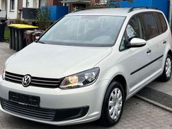 Silver leaf metallic Gebraucht 2010 VW Touran Trendline Van / Kleinbus | 4.750 € (Etwas zu teuer)