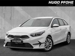 (hw2) deluxe white m Gebraucht 2023 Kia Ceed Kleinwagen | 17.700 € (Guter Preis)