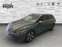 Grau Gebraucht 2024 VW Golf VIII Style Kombi | 31.899 € (Etwas zu teuer)