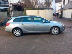 Silber Gebraucht 2012 Opel Astra Kombi | 1.300 € (Fairer Preis)