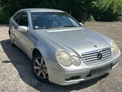 Grau Gebraucht 2003 Mercedes C180 Coupé | 1.750 € (Fairer Preis)