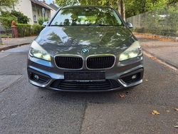 Grau Gebraucht 2016 BMW 216 Active Tourer Van / Kleinbus | 8.580 € (Superpreis)