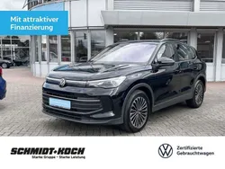 Schwarz Gebraucht 2024 VW Tiguan Life SUV | 35.995 € (Etwas zu teuer)