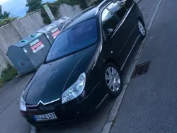 Schwarz Gebraucht 2005 Citroën C5 Kombi | 2.100 €