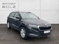 Schwarz Gebraucht 2024 Skoda Karoq Selection SUV | 29.490 € (Guter Preis)