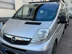 Silber Gebraucht 2009 Opel Vivaro Van | 21.900 €