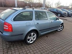 Grau Gebraucht 2006 Skoda Octavia Kombi | 2.000 € (Etwas zu teuer)
