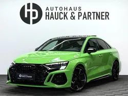 Grün Gebraucht 2022 Audi RS3 Design Kleinwagen | 54.990 € (Fairer Preis)