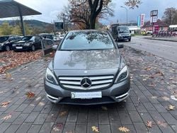 Grau Gebraucht 2012 Mercedes 200 Limousine | 7.890 € (Guter Preis)