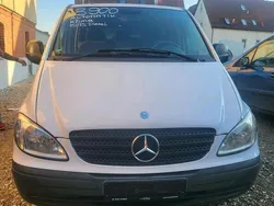 Weiß Gebraucht 2007 Mercedes Vito Van / Kleinbus | 7.990 €