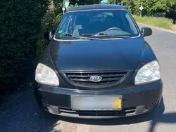 Schwarz Gebraucht 2006 Kia Carens Van / Kleinbus | 1.200 € (Guter Preis)
